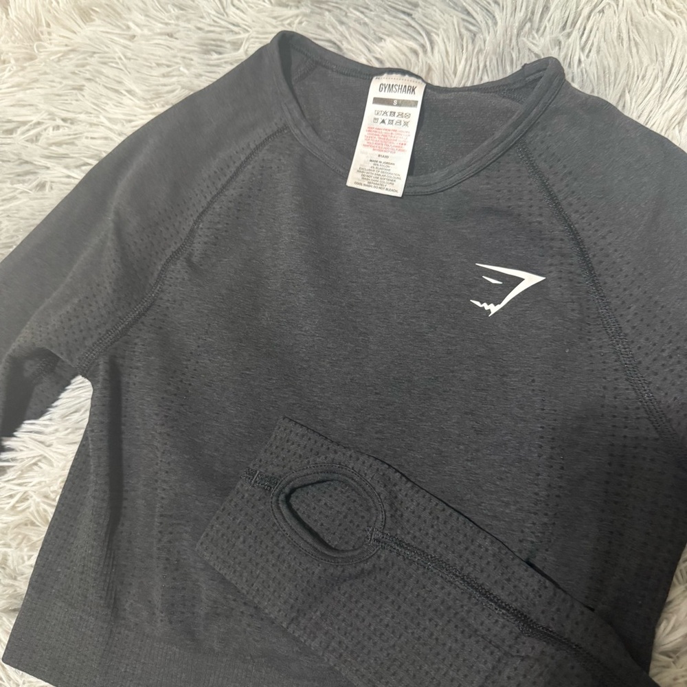 GYMSHARK VITAL CROP TOP - Picture 8 of 8